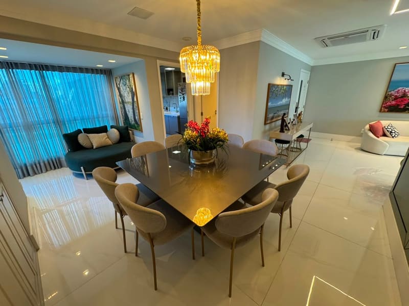 Dining area of the apartment in Caminho das Árvores, Salvador