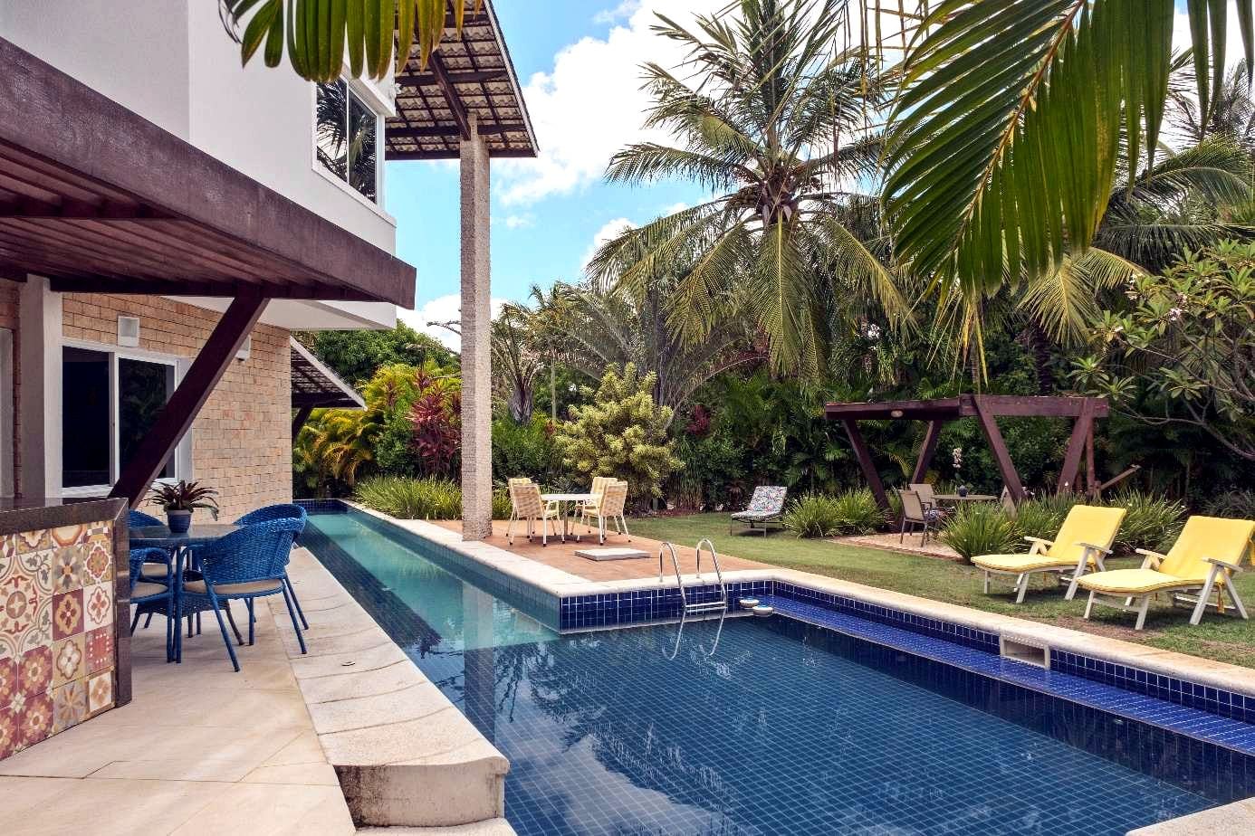 Lap pool and gourmet area in the garden