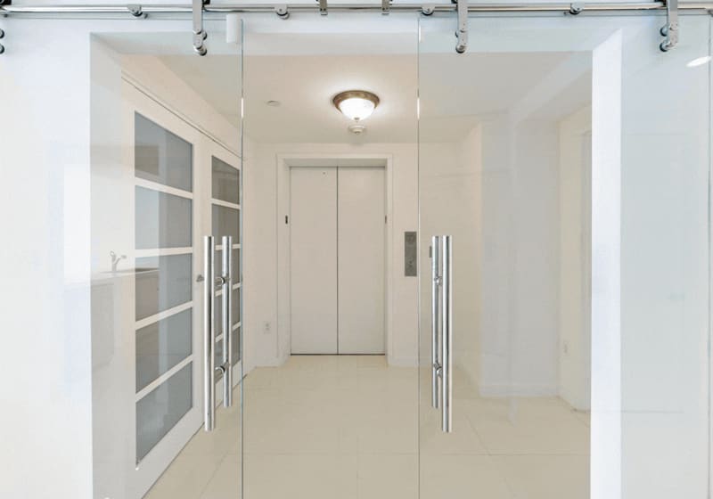 Private elevator foyer