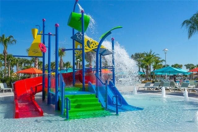 Resort splash pad